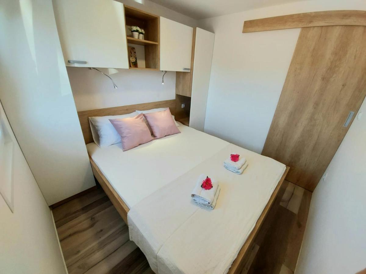 Mobile Homes Charly Tisno Bagian luar foto