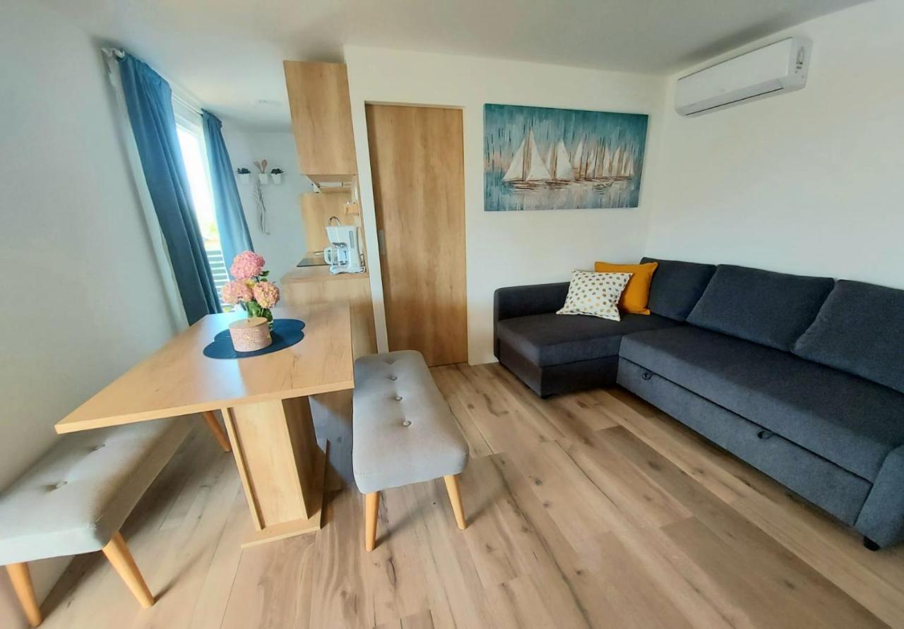 Mobile Homes Charly Tisno Bagian luar foto